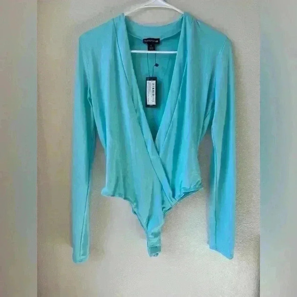 PrettyLittleThings Women’s Blue Plunge Soft Feel Bodysuit Size L - Picture 2 of 6